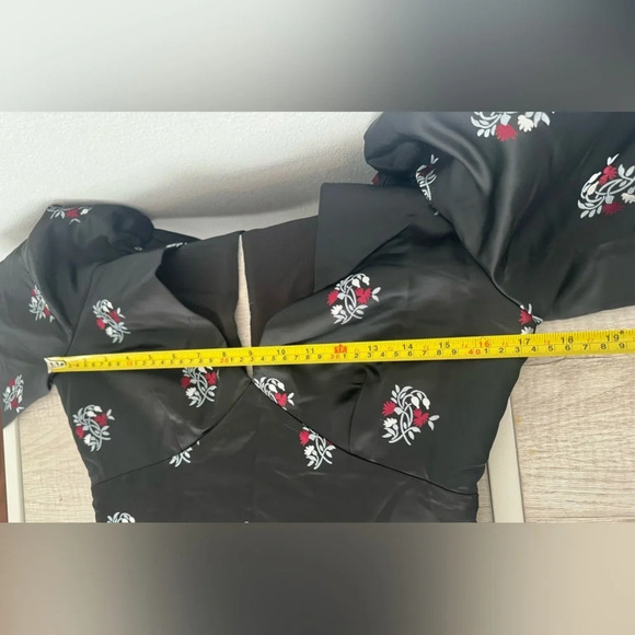 JOIE Black Minia Floral Dress Dark Romantic Flounce V Neck Party Size 6 NWT - Picture 11 of 14